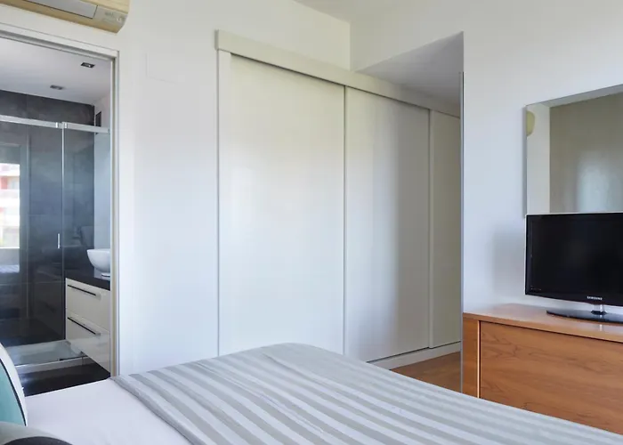 Palacio Aiete By Feelfreerentals Lägenhet San Sebastián